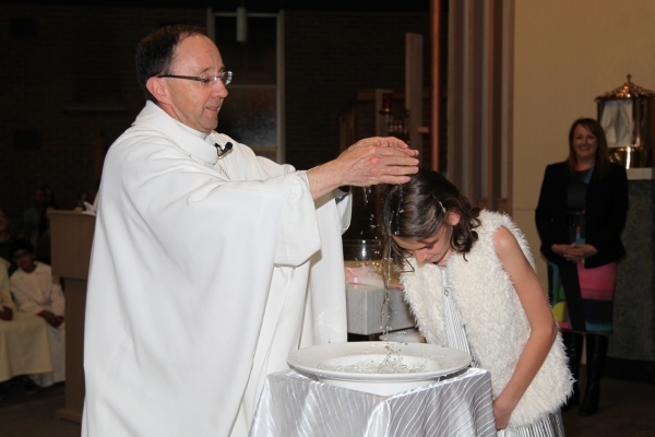 17 04 15 Easter Vigil 070
