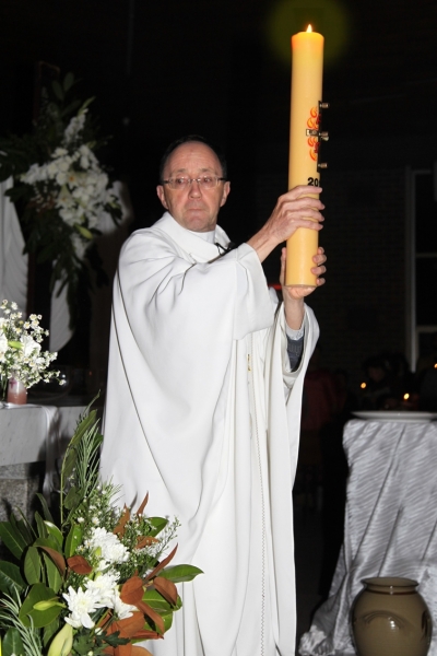 17 04 15 Easter Vigil 037