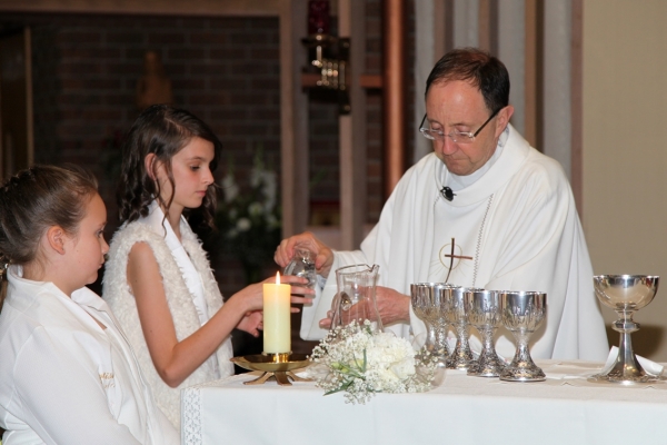 17 04 15 Easter Vigil 109